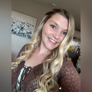 Meet your Posher, Cassie